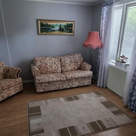 Mysig Laegenhet Foer Resande. Stocka Exterior foto